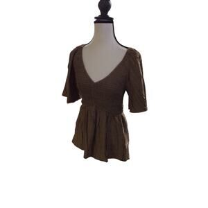 Hem & Thread Flowy Top Lightweight Relaxed Fit Size Small